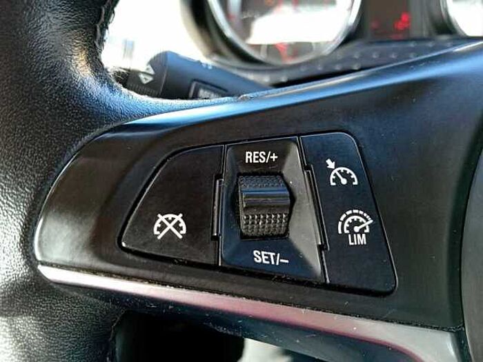 Opel Adam 1.4 Slam *Bluetooth*Tempomat*ISOFIX*Klima*