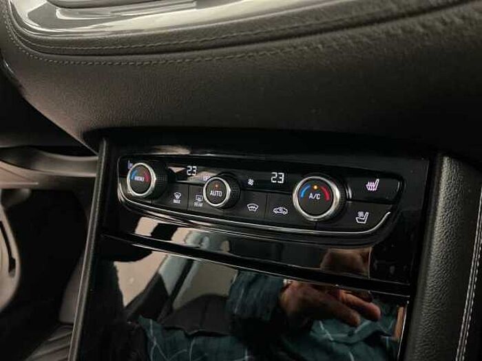 Opel Grandland X Ultimate AWD *Leder*360° Kamera*Keyless-Go*Sitzklima