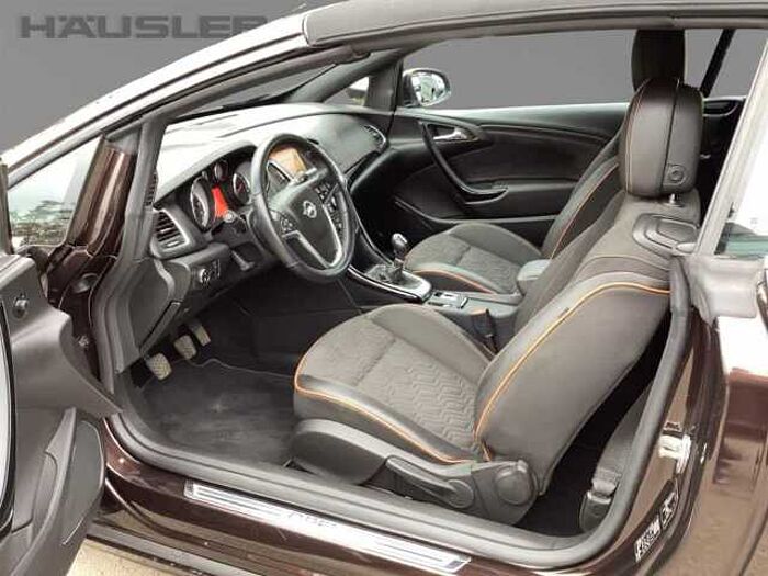 Opel Cascada 2.0 Innovation *Navi*PDC*BI-Xenon*Sitz-6Lenkr.heizung*2-Zonen-Klima*