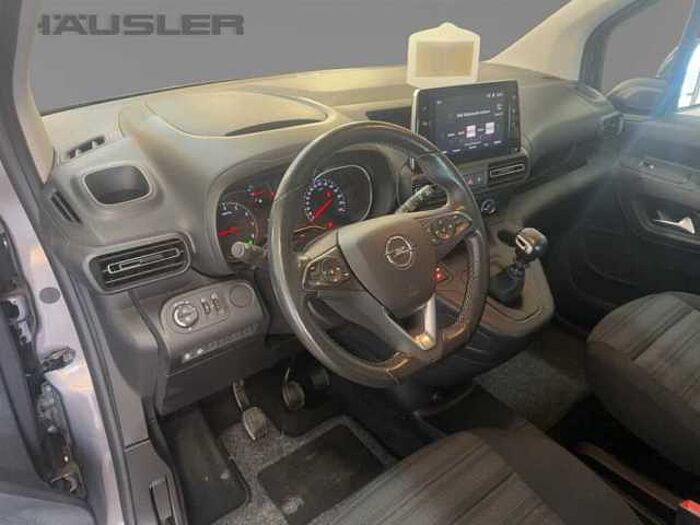 Opel Combo Life Elegance 1,5D 130Ps AHK Kamera PDC SHZ Carplay uvm.