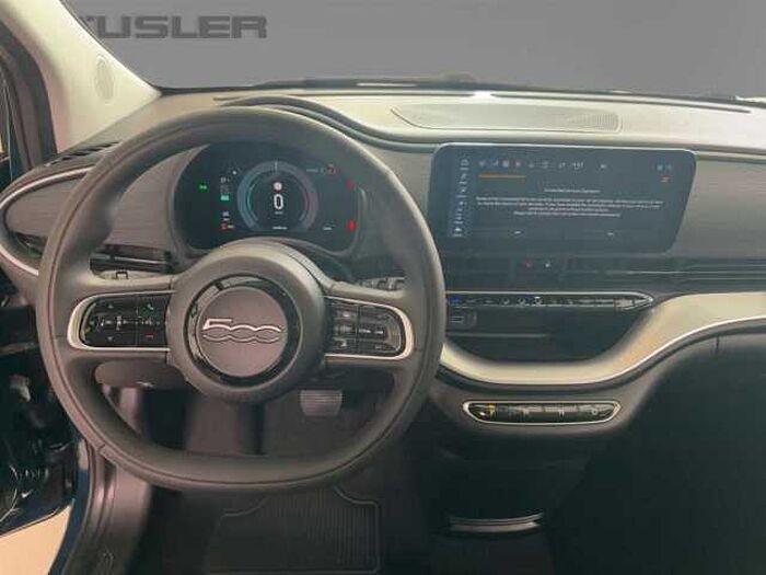 Fiat 500e Icon Rückfarkamera Navi Carplay Sitzheizung