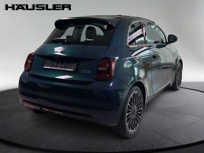 Fiat 500e Icon Rückfarkamera Navi Carplay Sitzheizung