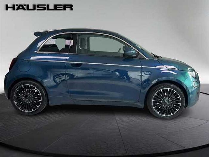 Fiat 500e Icon Rückfarkamera Navi Carplay Sitzheizung