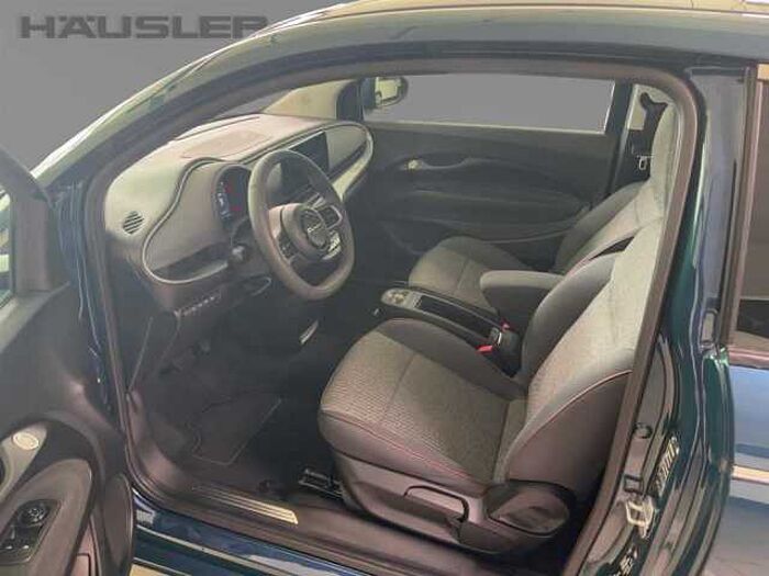 Fiat 500e Icon Rückfarkamera Navi Carplay Sitzheizung