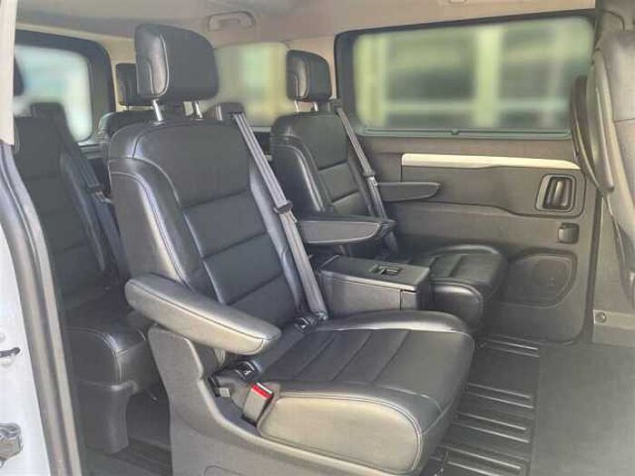 Opel Zafira Life 2.0D AT8 Tourer Navi Leder Kamera Sitzheizung Standheizung