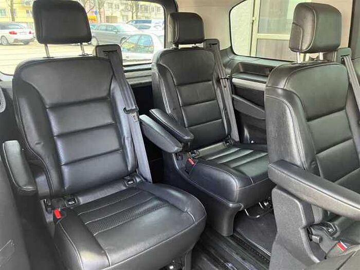 Opel Zafira Life 2.0D AT8 Tourer Navi Leder Kamera Sitzheizung Standheizung