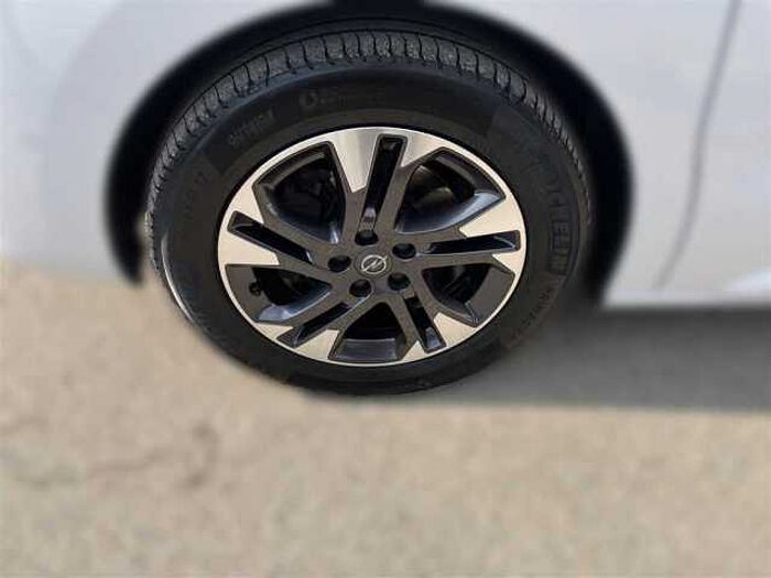 Opel Zafira Life 2.0D AT8 Tourer Navi Leder Kamera Sitzheizung Standheizung