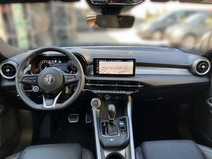 Alfa Romeo Tonale 1.5 T DCT Veloce LED ACC PDC Kamera Sitz+Lenkradheizung