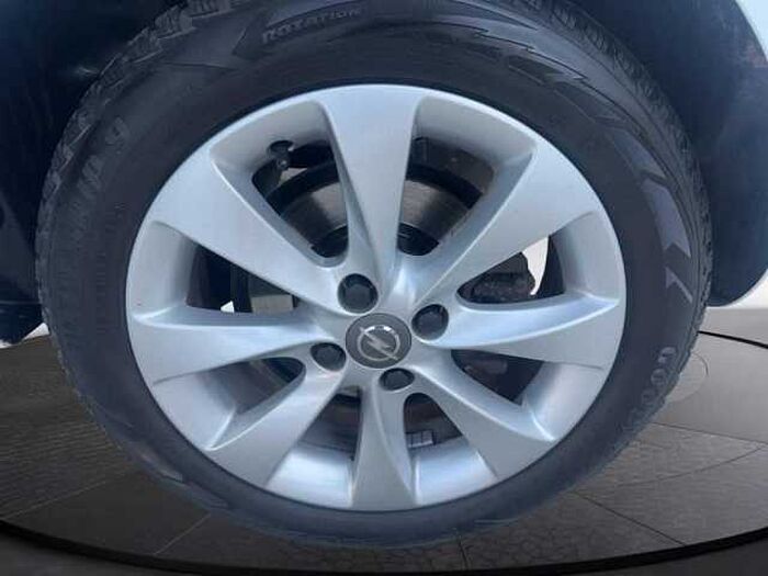 Opel Corsa 1.4 120 Jahre , PDC vo+hi. Sitz+Lenkradheizung, Navi, Isofix,