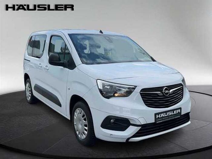 Opel Combo Life 1,5D 102Ps Edition Navi LED PDC Tempomat Carplay uvm.