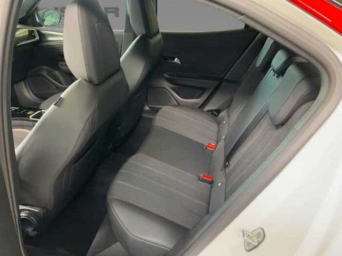 Opel Mokka 1.2 GS Automatik Kamera Sitzheizung Navi LED