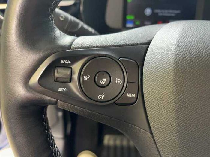 Opel Corsa Elegance Kamera KeyLess Navi LED Winterpaket