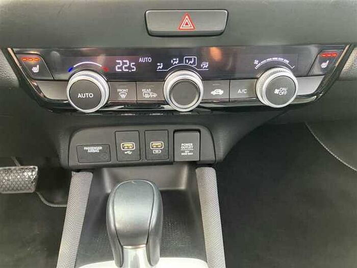 Honda Jazz 1.5 Hybrid Crosstar Exec. Navi LED ACC Kamera Sitzheizung