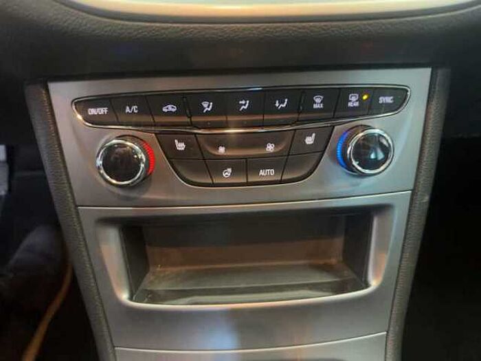 Opel Astra ST Business Edition AHK PDC LED SHZ Temopmat uvm.