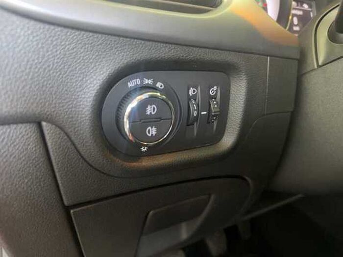 Opel Astra ST Business Edition AHK PDC LED SHZ Temopmat uvm.