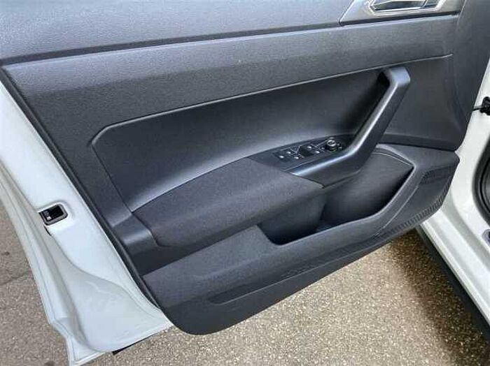 Volkswagen Polo 2.0 GTI DSG IQ-LED Navi Sitzheizung PDC Kamera ACC