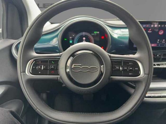 Fiat 500 42kWh Automatik *Keyless-Go* *Apple Carplay* *Navi* *Klimaautomatik*