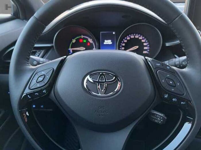 Toyota C-HR 1.8 Hybrid Team D Navi*Sitz-u. Lenkradheizung*Isofix*Bluetooth*Kamera*PDC*