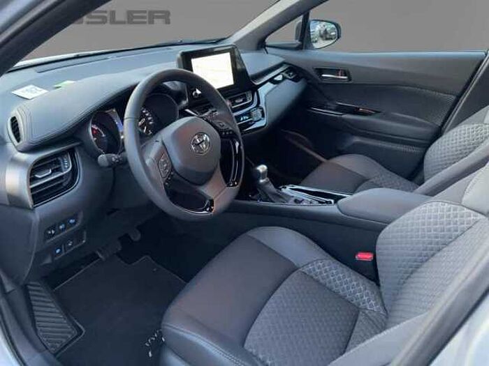 Toyota C-HR 1.8 Hybrid Team D Navi*Sitz-u. Lenkradheizung*Isofix*Bluetooth*Kamera*PDC*