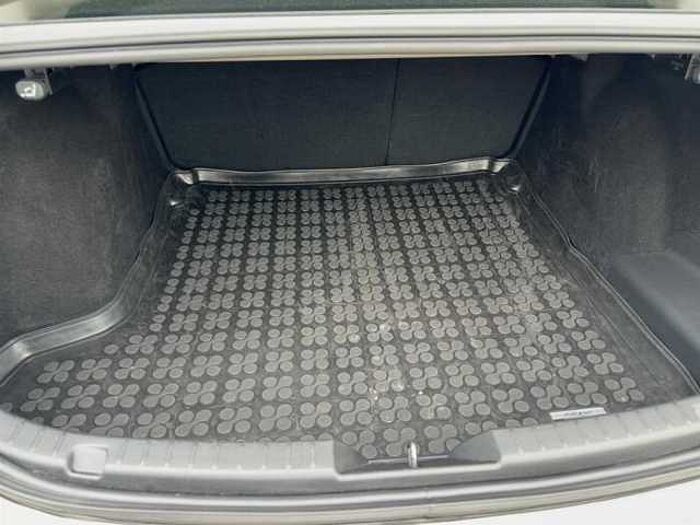 Mazda 3 2.0 Exclusive-Line Navi*Leder*Kamera*PDC*Sitz-u. Lenkradheizung*Isofix*Tempo