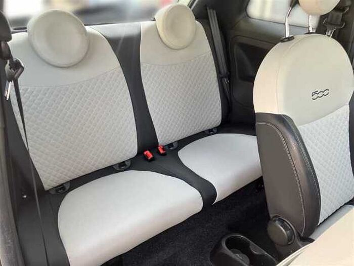 Fiat 500 1.0 Hybrid Dolcevita PDC Glasdach CarPlay Tempomat