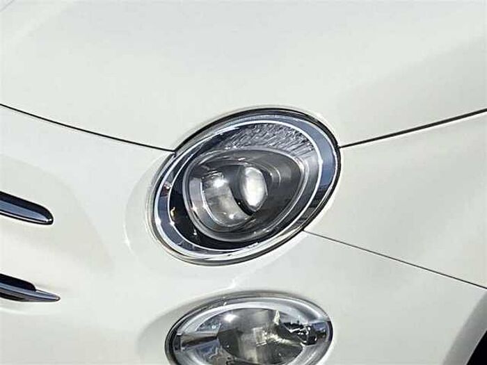 Fiat 500 1.0 Hybrid Dolcevita PDC Glasdach CarPlay Tempomat