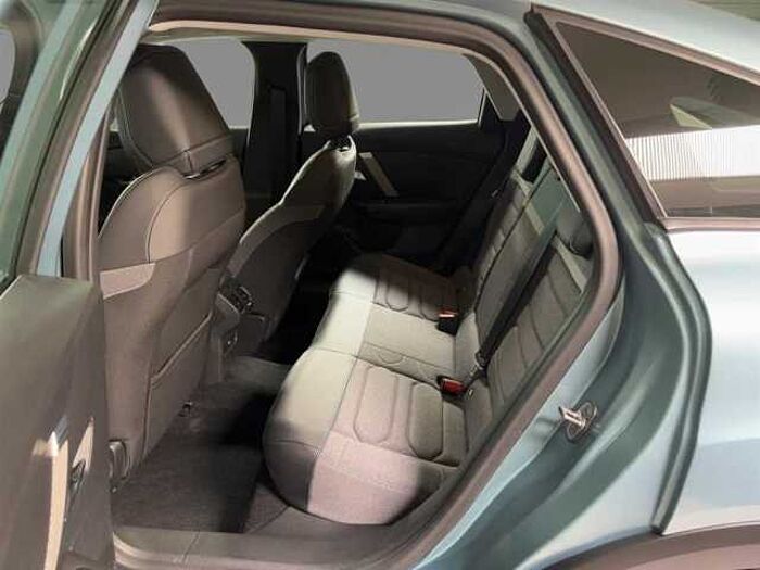 Citroen C4 1.2T Pure Tech S6S Plus Kamera Sitzhiezung LED