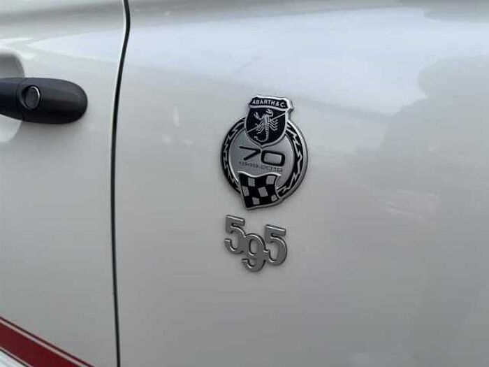 Abarth 595C 1.4T esseesse*Carbon*Akrapovič*Carplay*Xenon*
