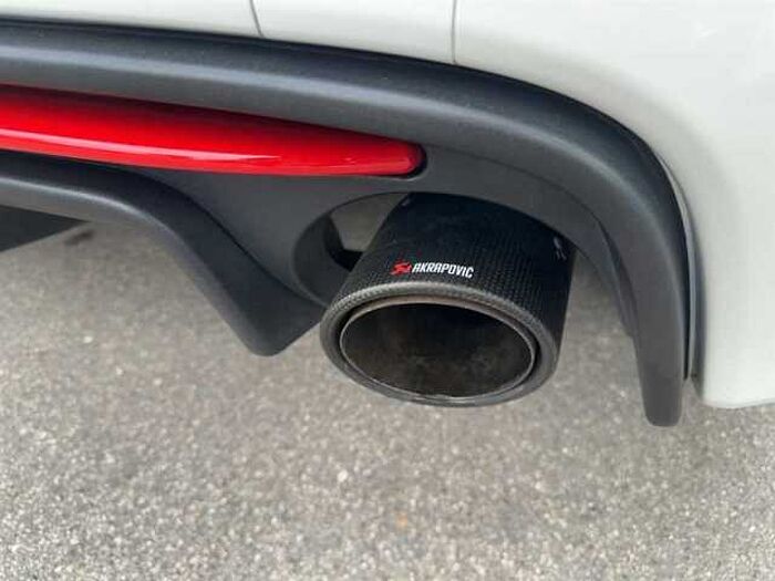 Abarth 595C 1.4T esseesse*Carbon*Akrapovič*Carplay*Xenon*