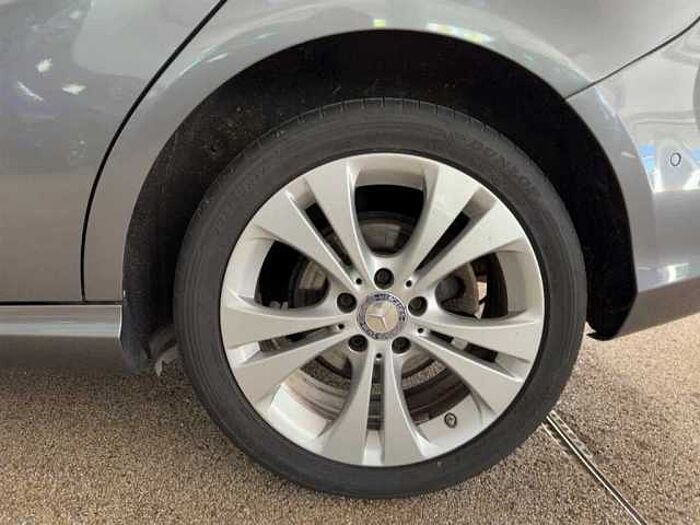 Mercedes-Benz B 200 CDI*Urban*Navi*PDC*LED*SHZ*