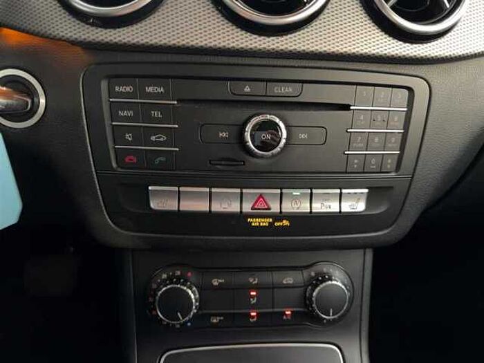 Mercedes-Benz B 200 CDI*Urban*Navi*PDC*LED*SHZ*