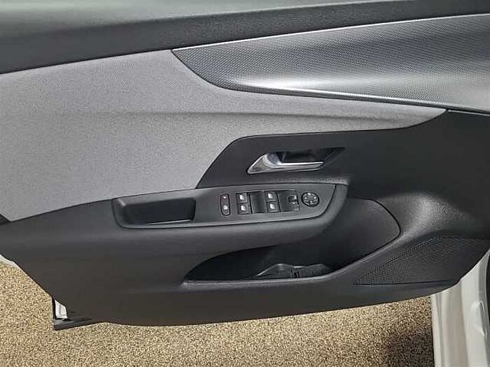 Opel Mokka EDITION CarPlay,Sitzheizung,Parksensoren,LED,Klimaautom.
