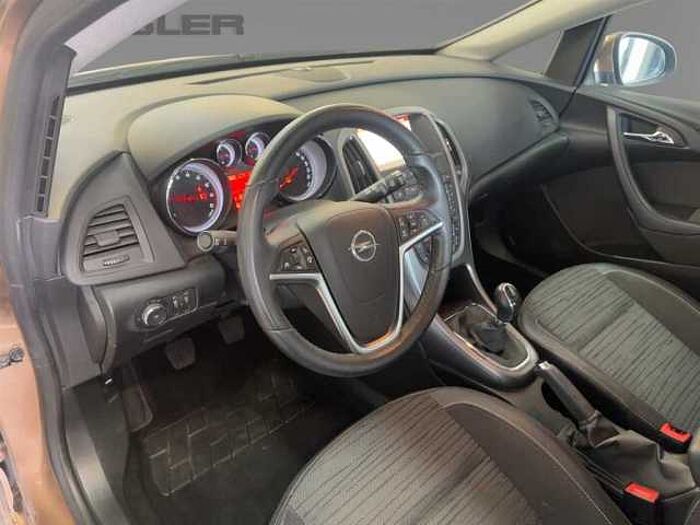 Opel Astra ST Style 1,6Sidi 1.Hand 170PS PDC 8Fach Klima umv.