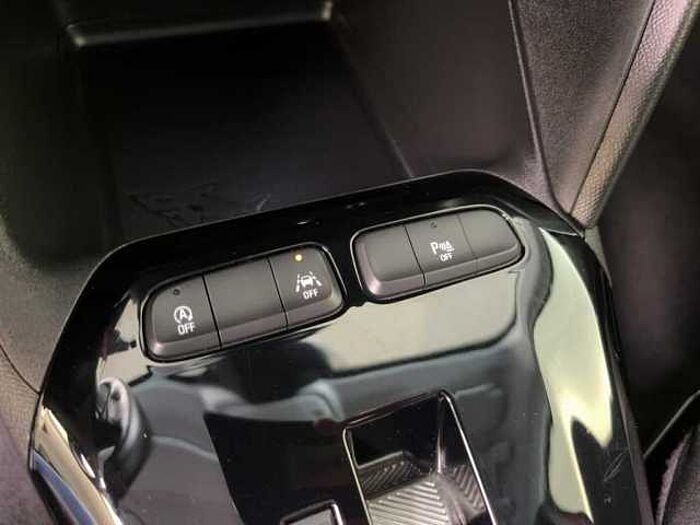 Opel Corsa 1.2 Edition Automatik Kamera Sitzheizung Navi LED