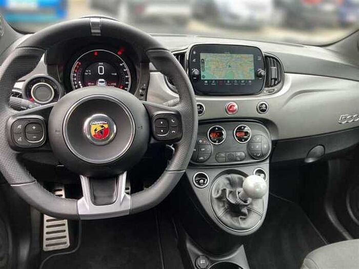 Abarth 595 1.4 T Navi PDC Klimaautomatik CarPlay