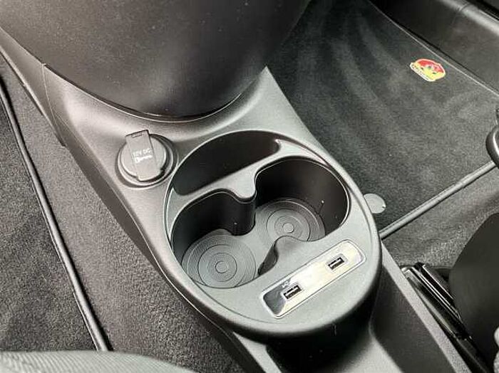 Abarth 595 1.4 T Navi PDC Klimaautomatik CarPlay