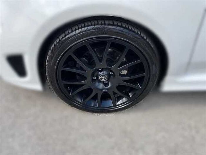 Abarth 595C F595 Xenon Navi Klimaautomatik PDC Record Monza Beats