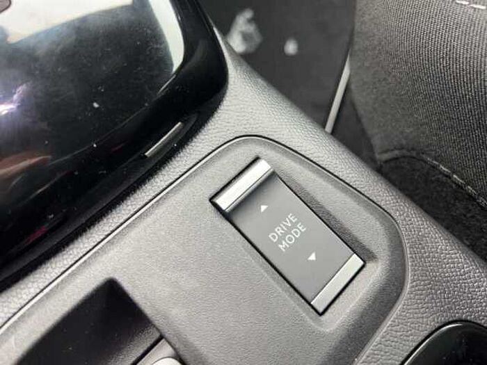 Opel Corsa YES 12. Aut. *LED*Carplay*SHZ*PDC