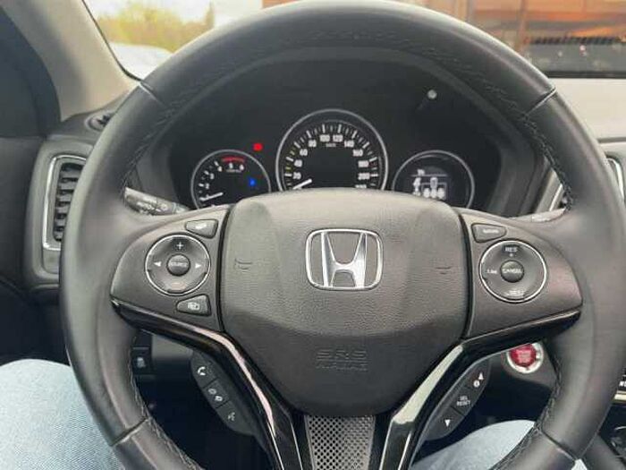 Honda HR-V 1.6 Executive*AHK*Panoarama*Navi*Klimaaut.*