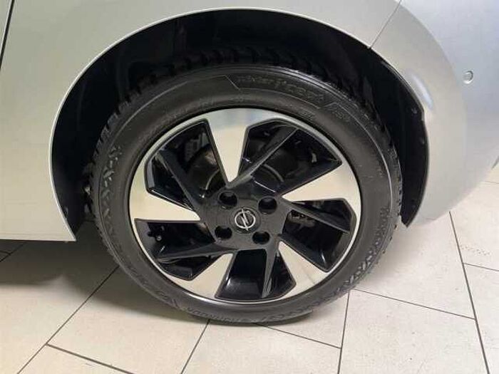 Opel Corsa Elegance PDC Navi Winterpaket LED Kamera