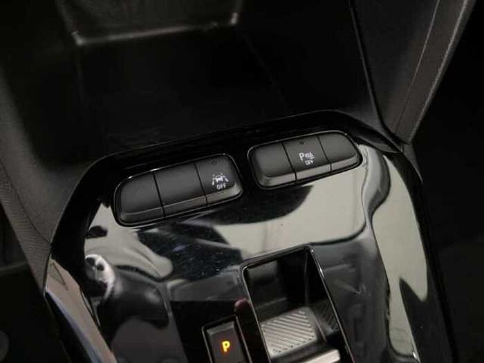 Opel Corsa Elegance PDC Navi Winterpaket LED Kamera