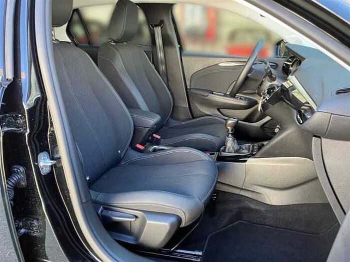 Opel Corsa 1.2 Turbo Elegance LED Navi PDC Kamera Sitz+Lenkradheizung