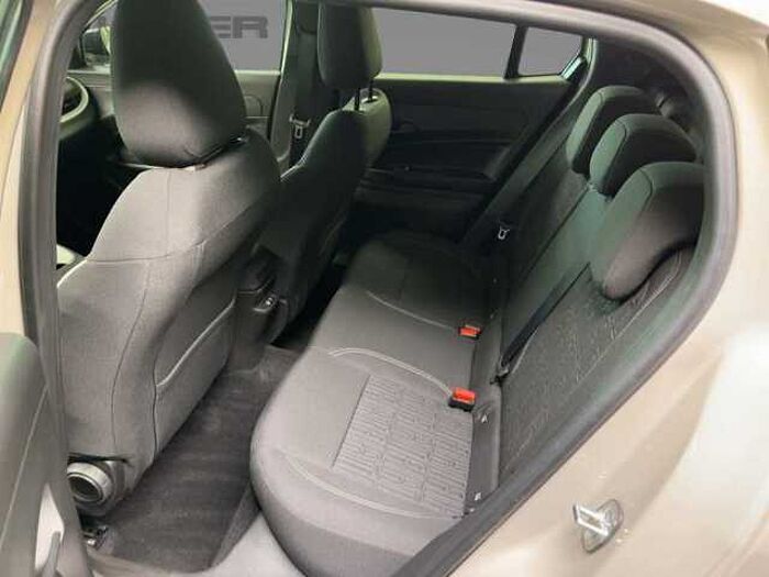 Fiat 600 125-Jahre-Edition PDC hinten Navi Sitzheizung