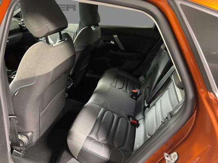 Citroen C4 1.2 PT 130 Shine Automatik Kamera LED PDC Navi