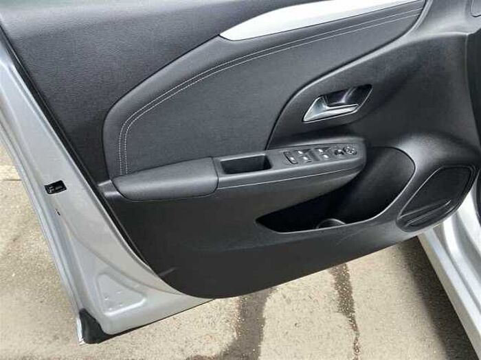 Opel Corsa 1.2 T AT8 GS LED PDC Kamera Navi Sitz+Lenkradheizung ACC