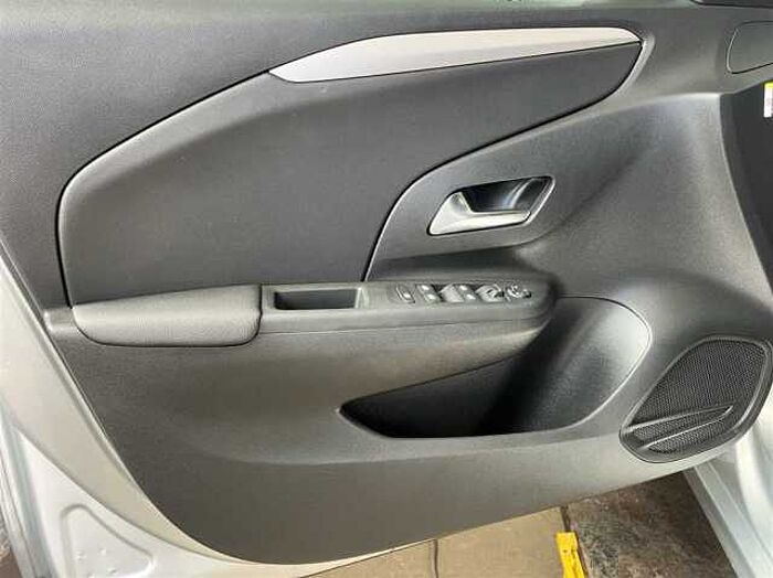 Opel Corsa 1.2T AT8 Edition LED PDC Kamera Navi Sitzheizung