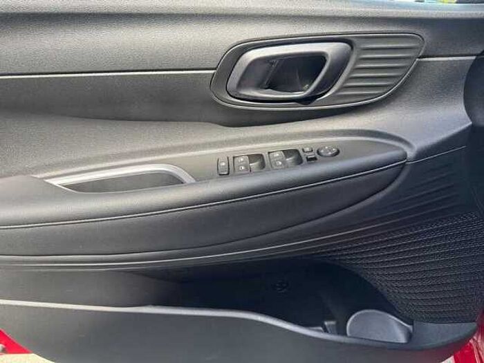 Hyundai i20 1.0 48 Volt, PDC vo+hi,Sitzheizung, Isofix, Alarm, AppleCarplay, Induktionsl