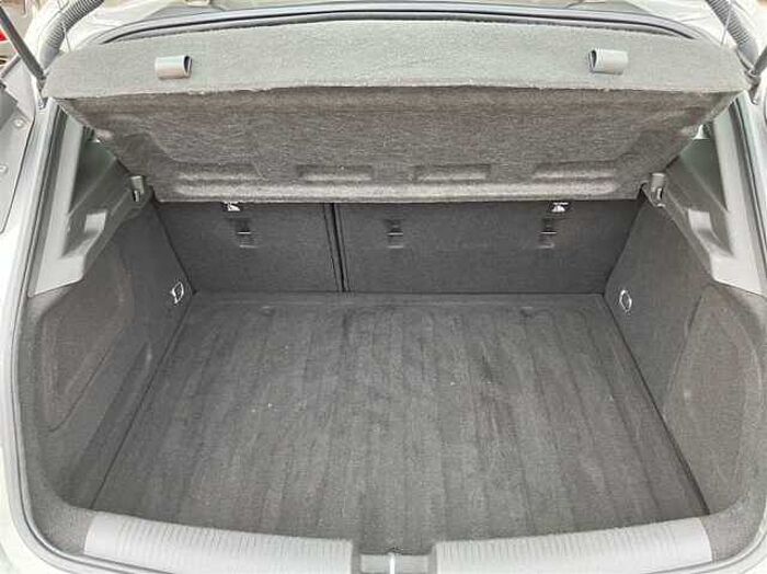 Opel Astra 1.4T 120 Jahre AHK Navi Sitz+Lenkradheizung PDC