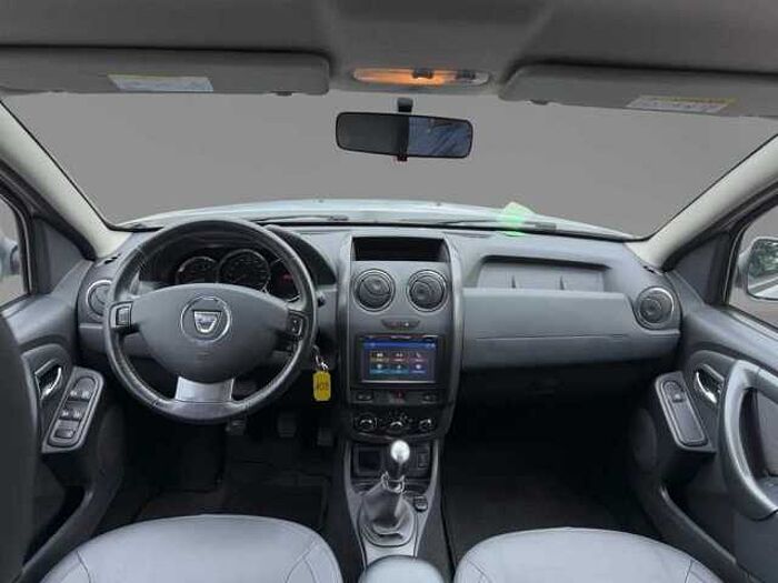 Dacia Duster 1.2 Prestige Navi*Leder*PDC hinten*SHZ*Tempomat*Klima*Isofix*uvm.
