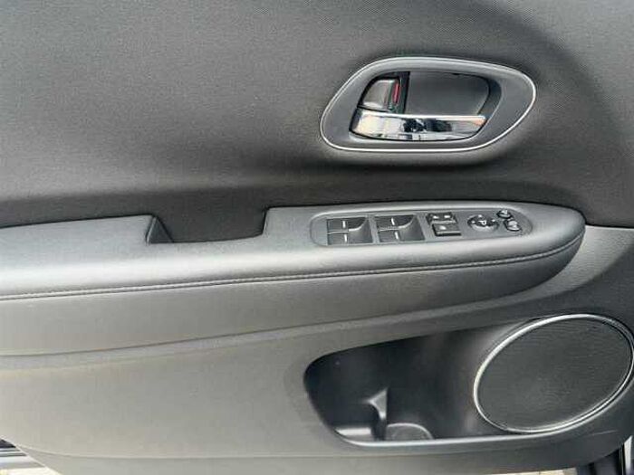 Honda HR-V 1.5 Elegance Automatik, Alarm, Navi, Sitzheizung, Isofix, Assistenz-Systeme
